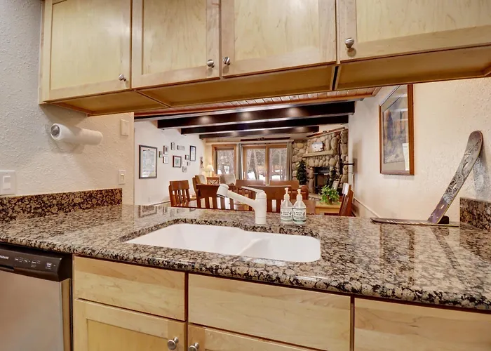 Pg G-6 Peregrine 2br 2ba * Copper Mountain