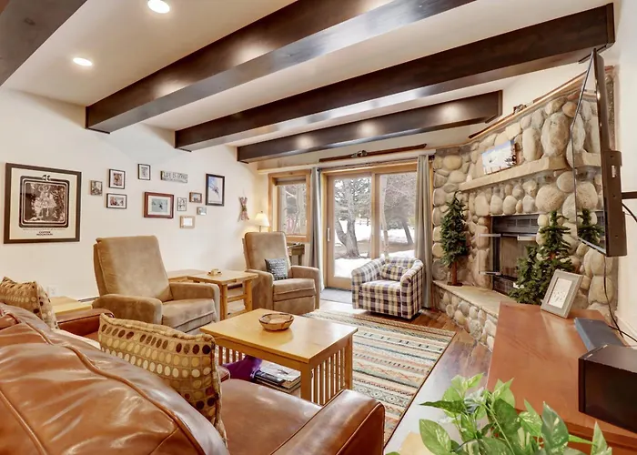 Pg G-6 Peregrine 2br 2ba Copper Mountain
