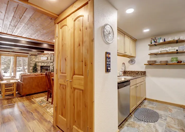 Pg G-6 Peregrine 2br 2ba Copper Mountain